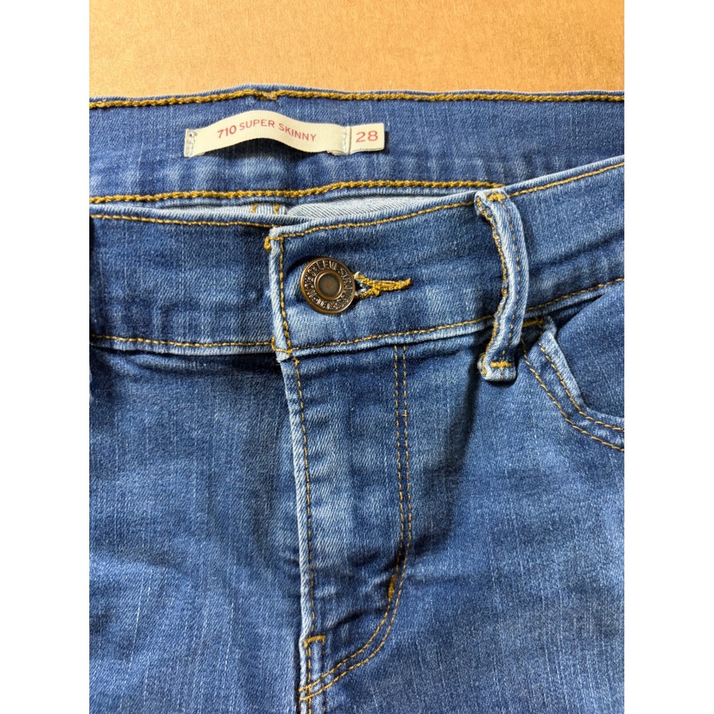 Levis 710 Super Skinny Jeans Womens 28 Blue Denim Mid Rise Stretch W28 L30 - Picture 4 of 8